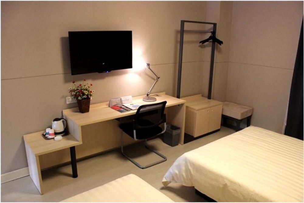 Jinjiang Inn Liuzhou Bubugao Square North Station Екстер'єр фото